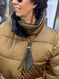 Jas Hugo camel